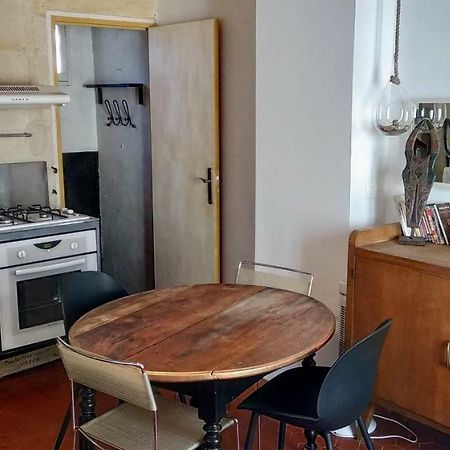 Le Nid Des Arenes Apartment Arles Ngoại thất bức ảnh